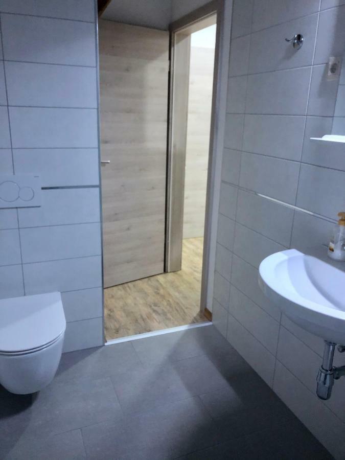 Apartma Linhartov Trg Radovljica Exterior photo